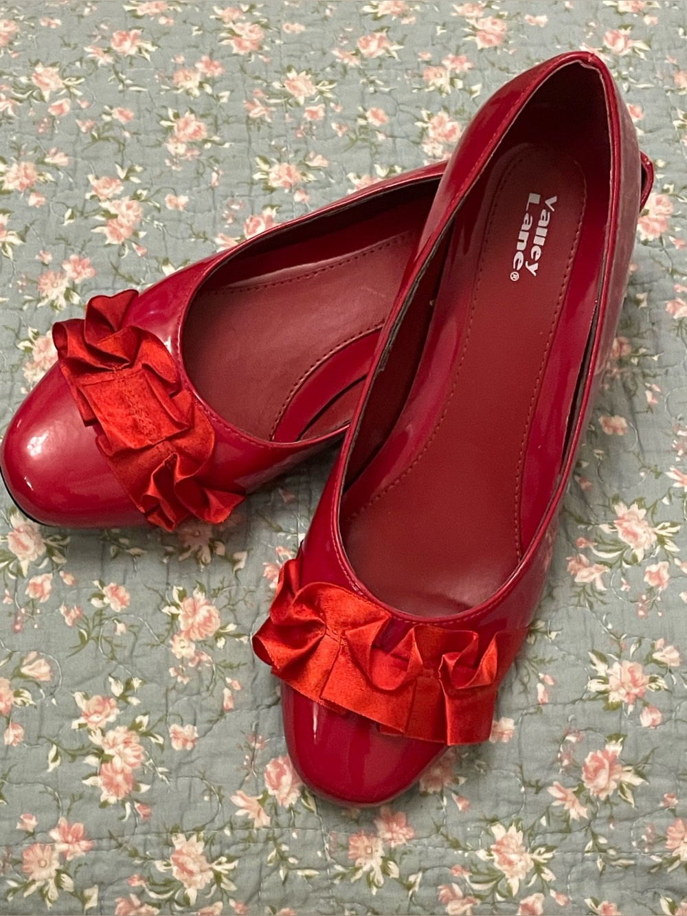 Valley Lane Red Patent Ruffle Toe Flats